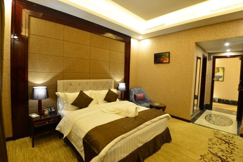 فندق هوليداي الخليج الرياض - Holiday Al Khaleej Hotel 外观 照片