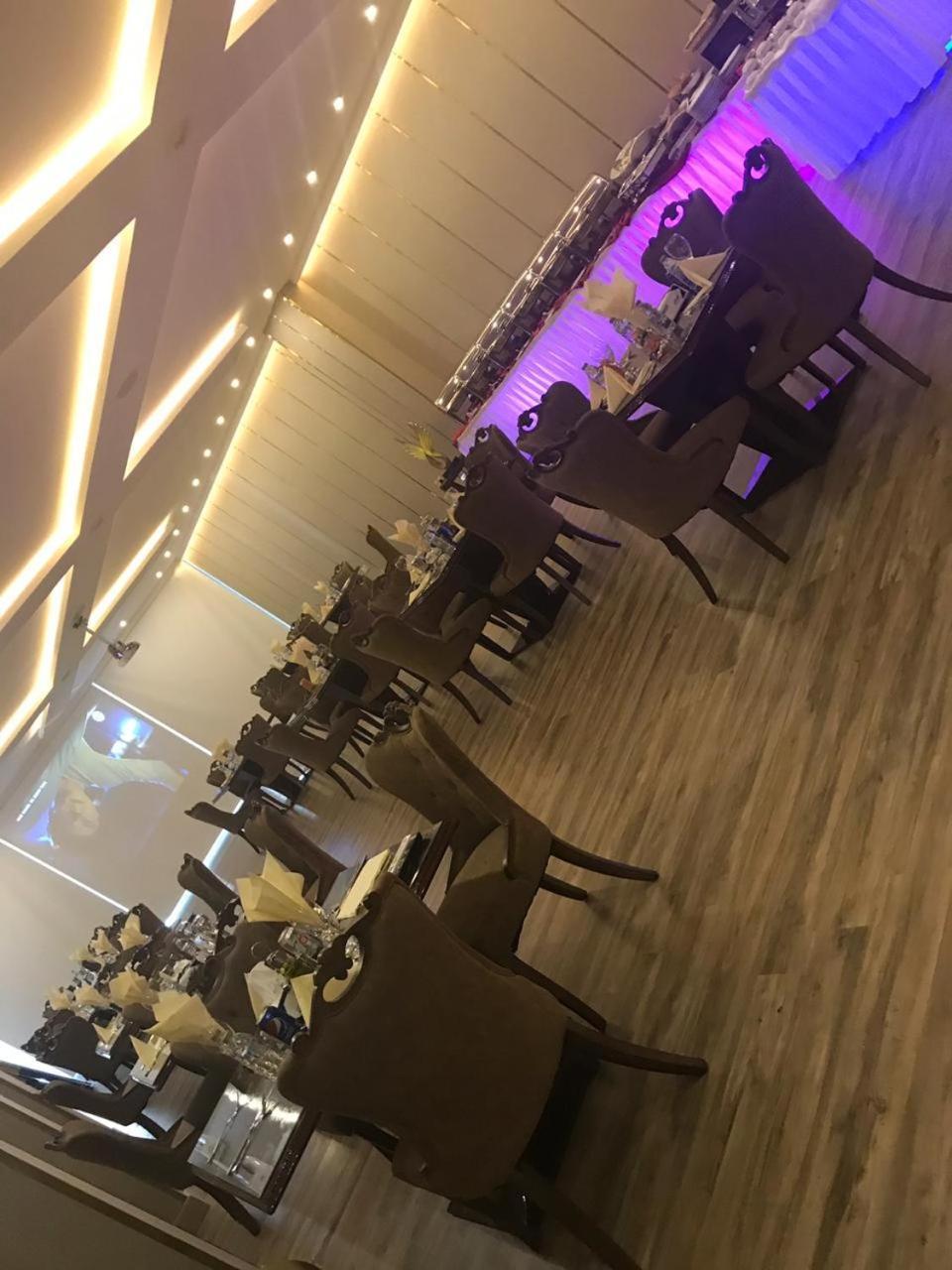 فندق هوليداي الخليج الرياض - Holiday Al Khaleej Hotel 外观 照片